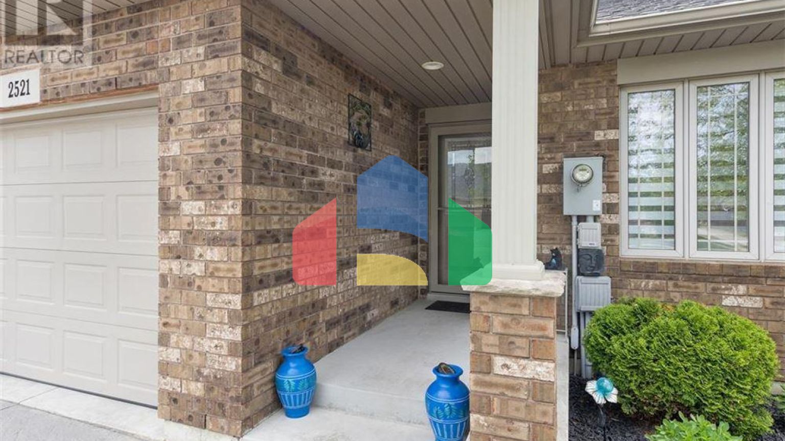 Residential - Single Family Home - Windsor, Canada - Canada