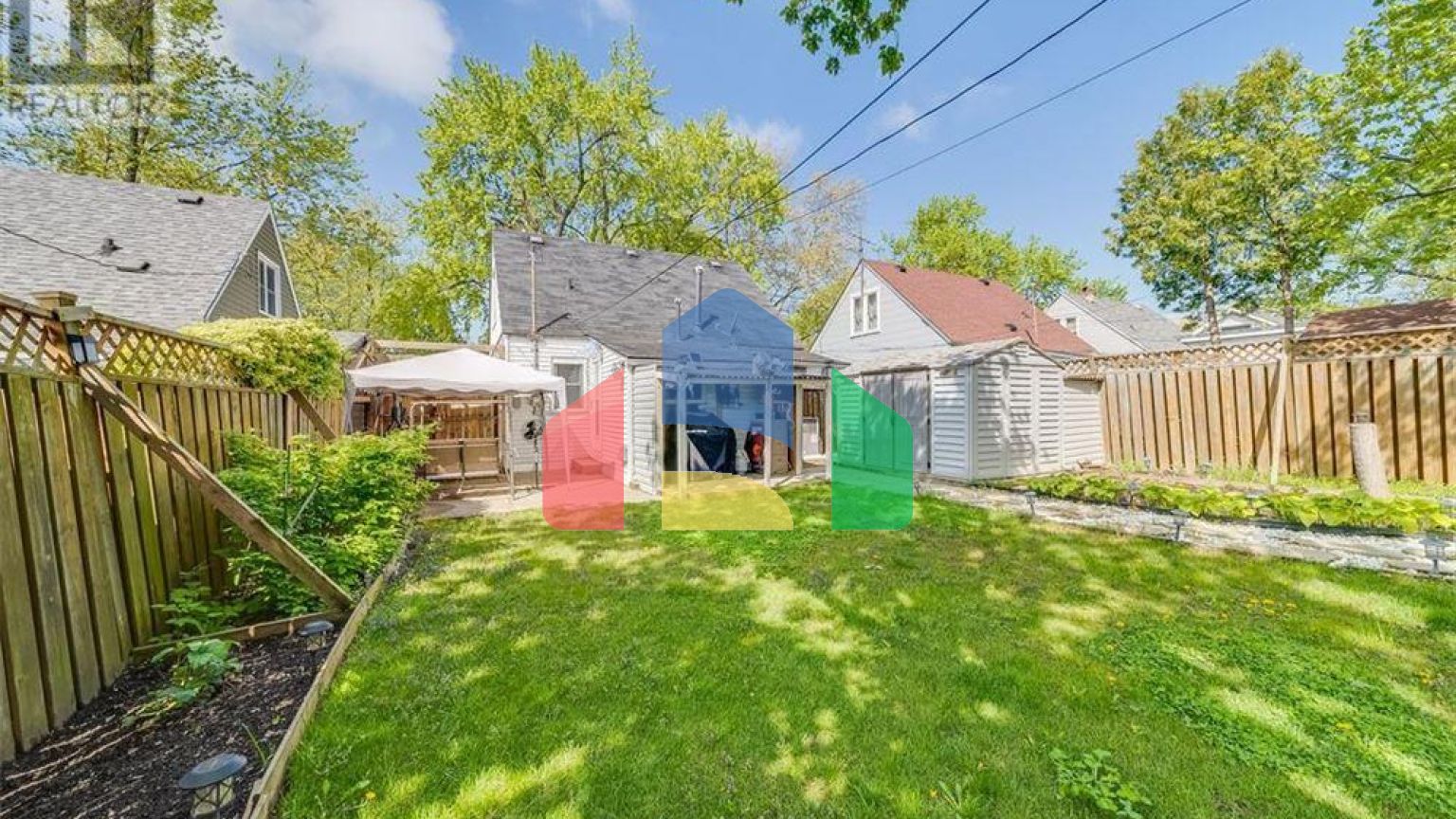 Residential - Single Family Home - Windsor, Canada - Canada