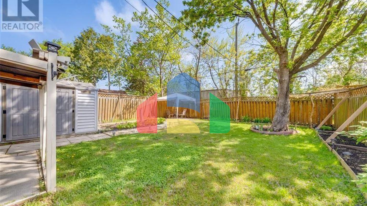 Residential - Single Family Home - Windsor, Canada - Canada