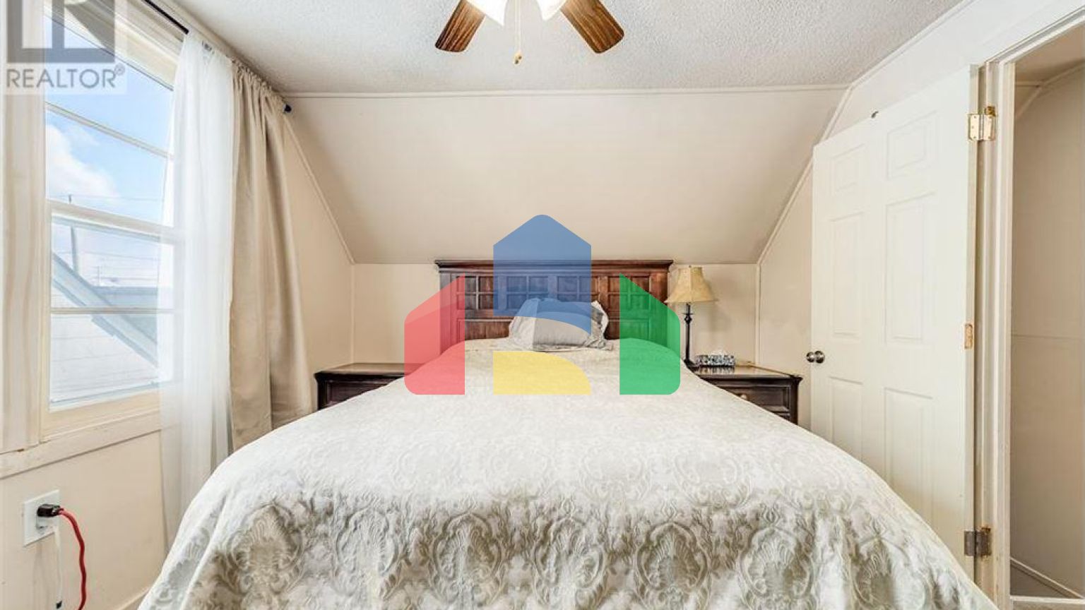 Residential - Single Family Home - Windsor, Canada - Canada