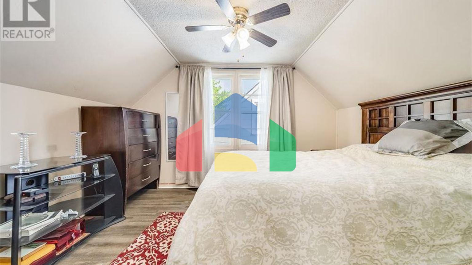 Residential - Single Family Home - Windsor, Canada - Canada