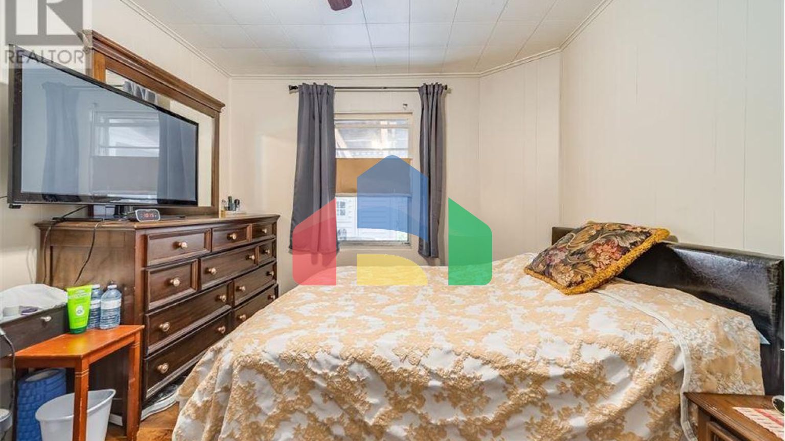 Residential - Single Family Home - Windsor, Canada - Canada