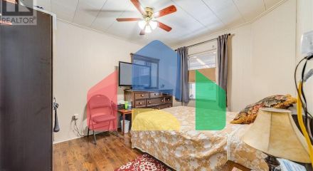 Residential - Single Family Home - Windsor, Canada - Canada