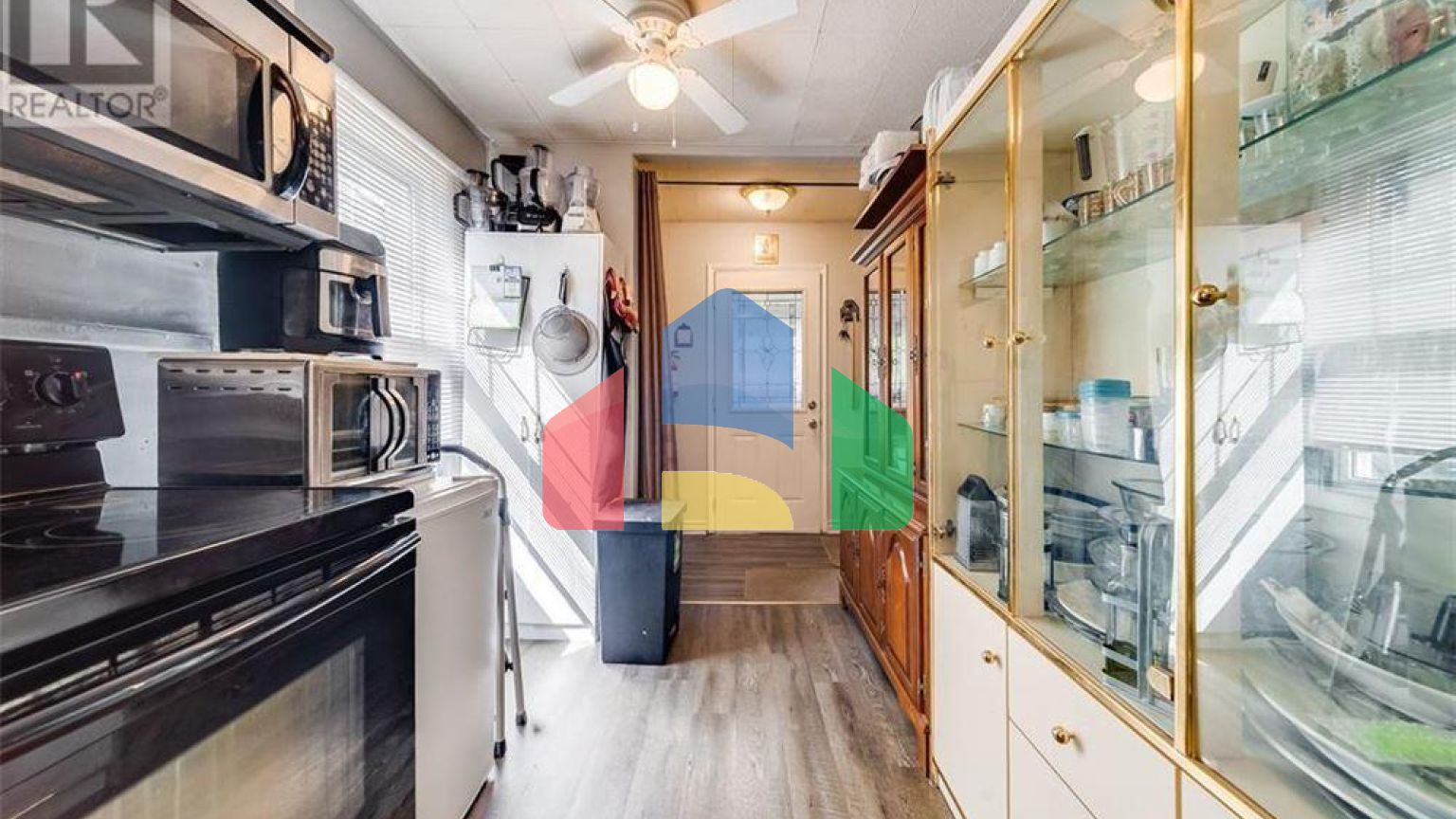 Residential - Single Family Home - Windsor, Canada - Canada