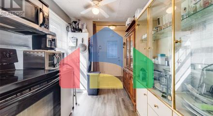 Residential - Single Family Home - Windsor, Canada - Canada