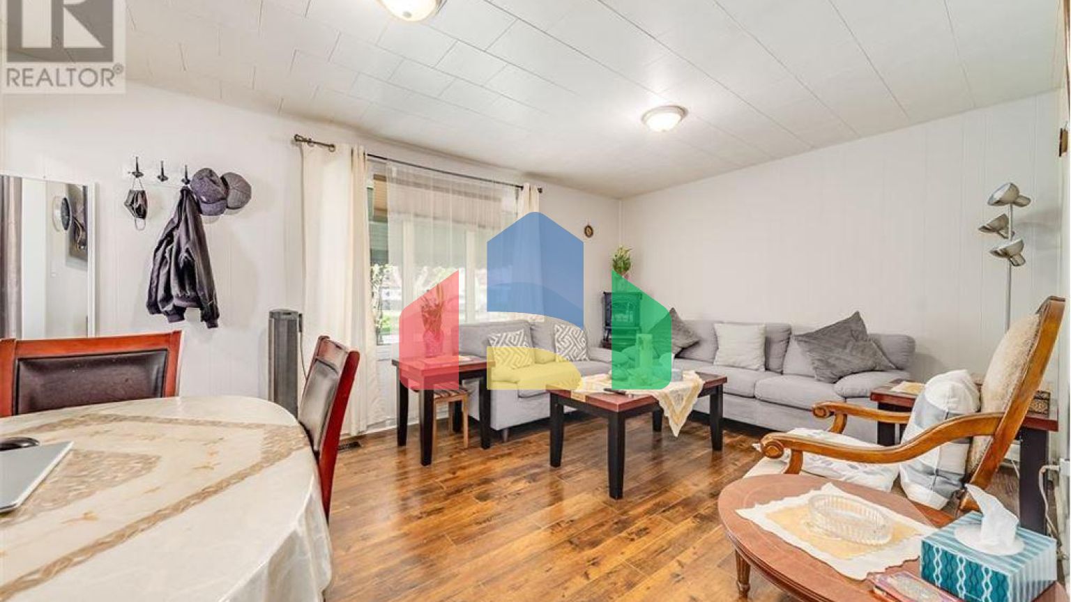 Residential - Single Family Home - Windsor, Canada - Canada