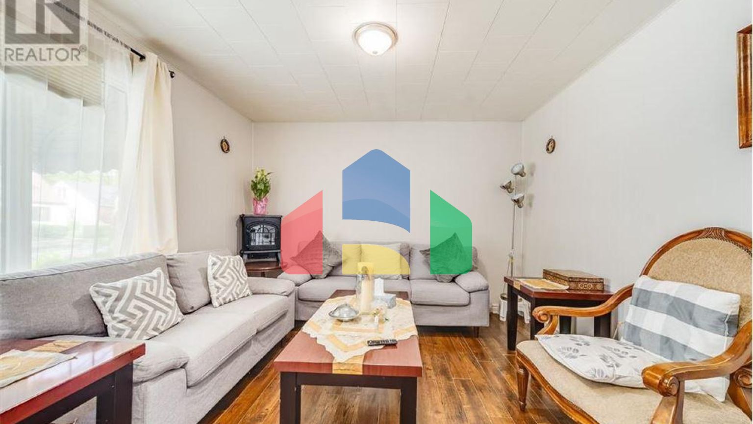 Residential - Single Family Home - Windsor, Canada - Canada