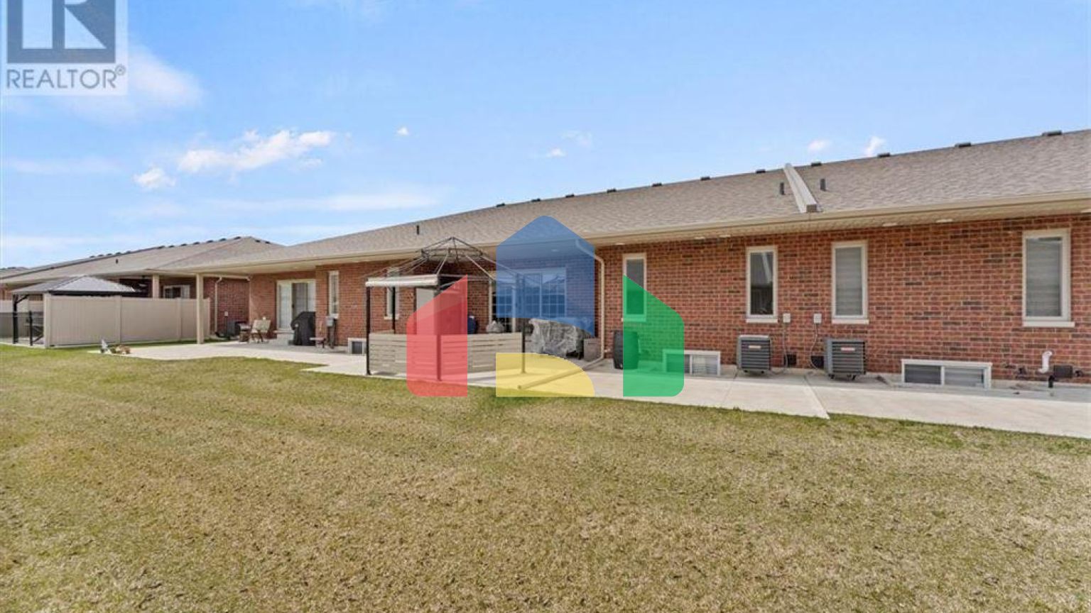 Residential - Single Family Home - Windsor, Canada - Canada