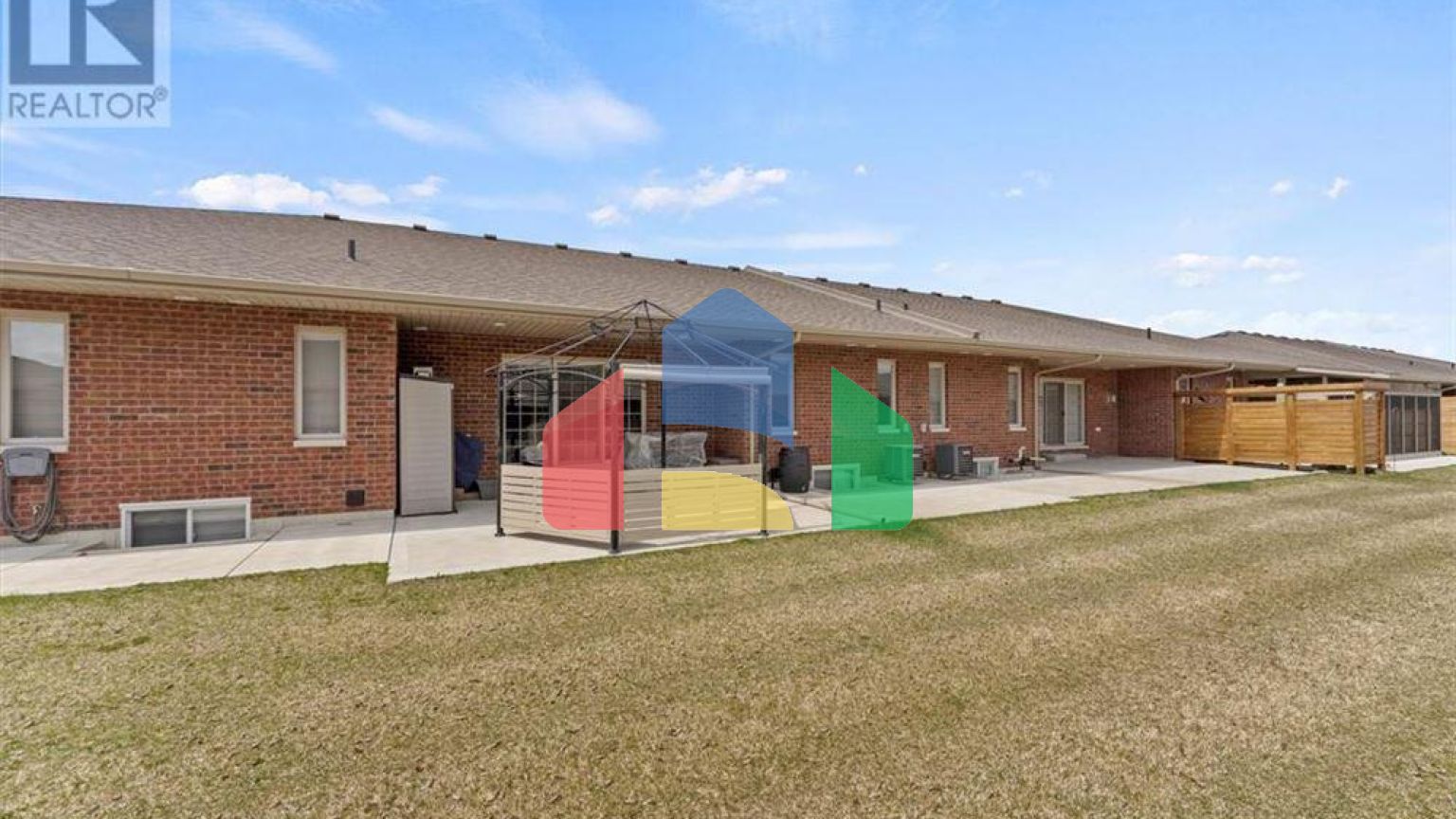 Residential - Single Family Home - Windsor, Canada - Canada