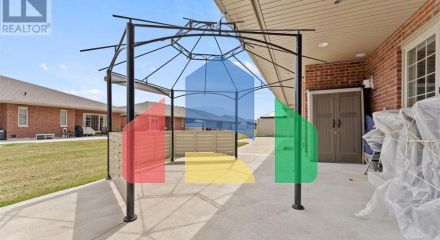 Residential - Single Family Home - Windsor, Canada - Canada