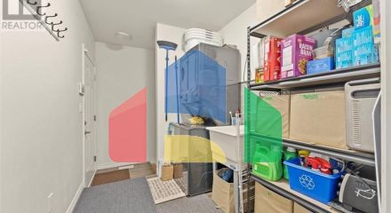 Residential - Single Family Home - Windsor, Canada - Canada