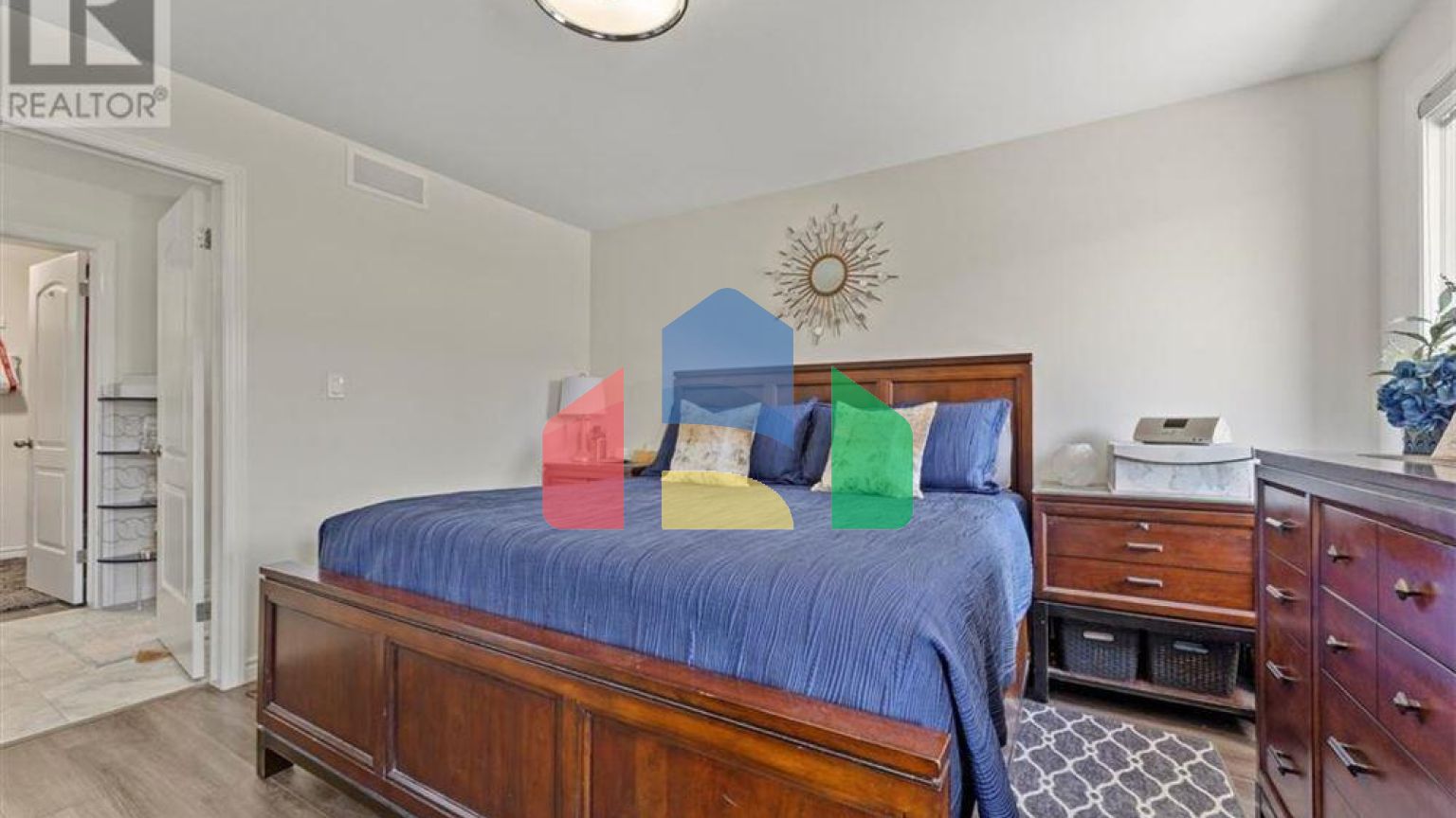 Residential - Single Family Home - Windsor, Canada - Canada