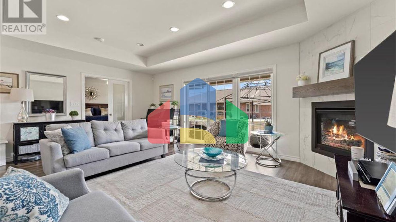 Residential - Single Family Home - Windsor, Canada - Canada