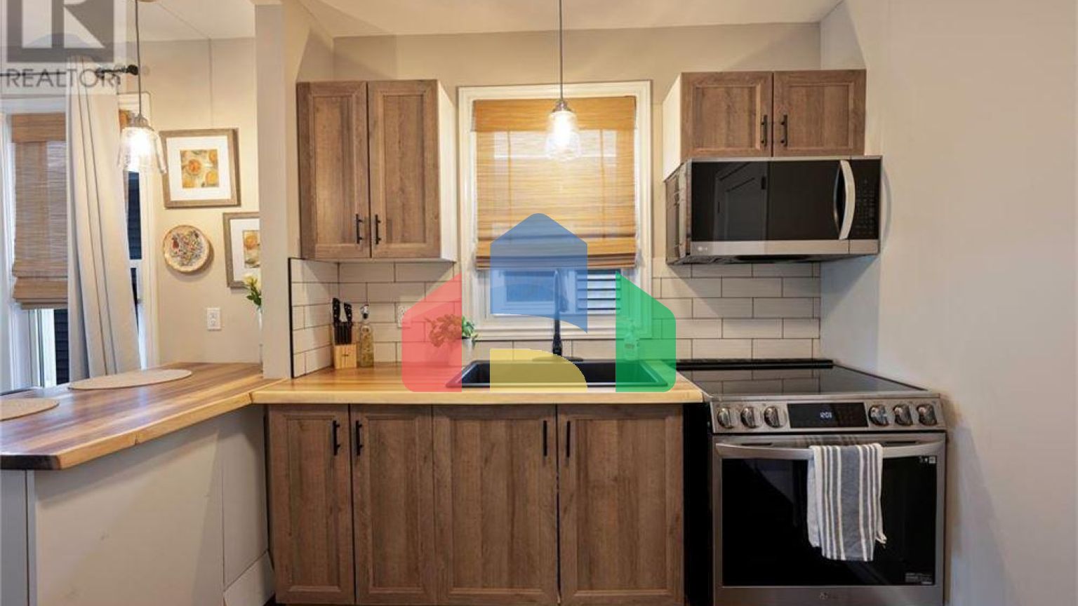 Residential - Single Family Home - Windsor, Canada - Canada