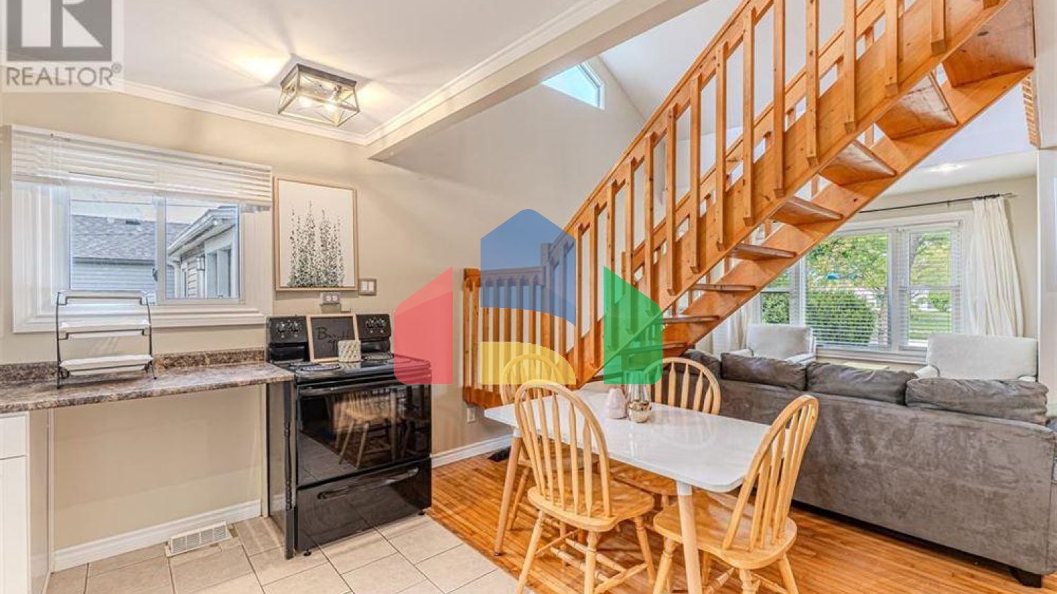 Residential - Single Family Home - Windsor, Canada - Canada