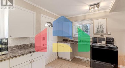 Residential - Single Family Home - Windsor, Canada - Canada