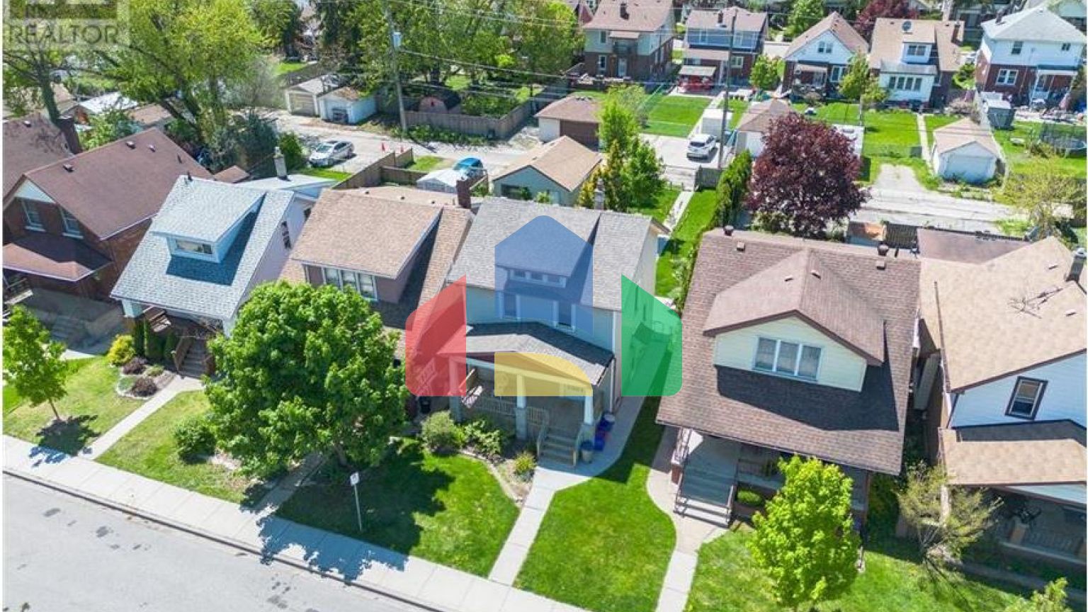 Residential - Single Family Home - Windsor, Canada - Canada