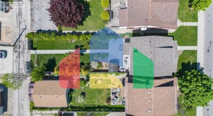 Residential - Single Family Home - Windsor, Canada - Canada