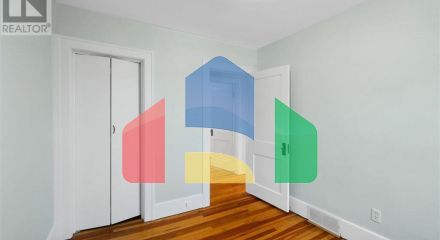 Residential - Single Family Home - Windsor, Canada - Canada