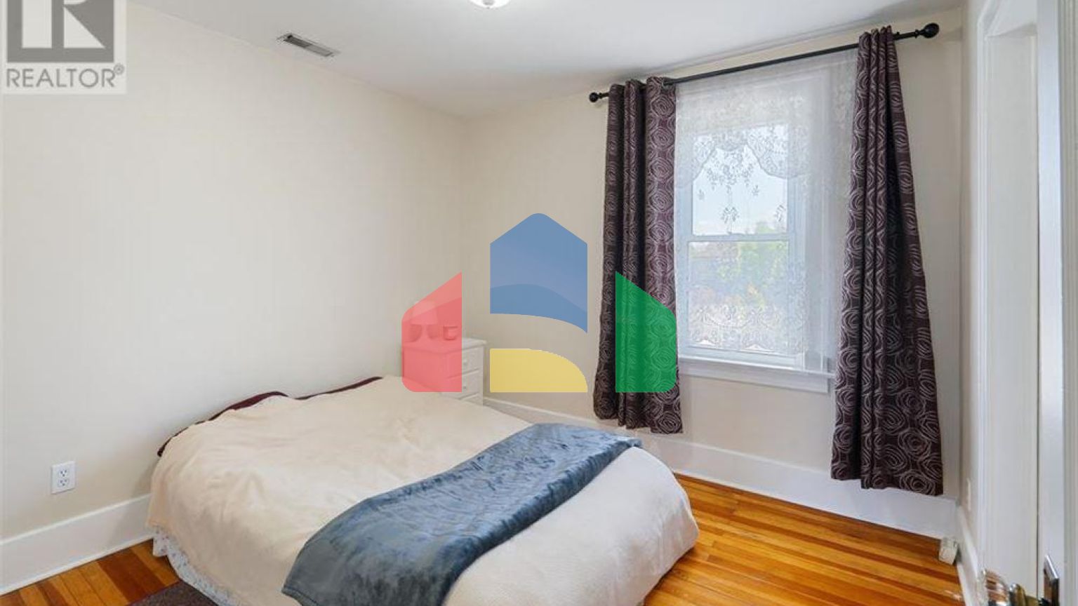 Residential - Single Family Home - Windsor, Canada - Canada