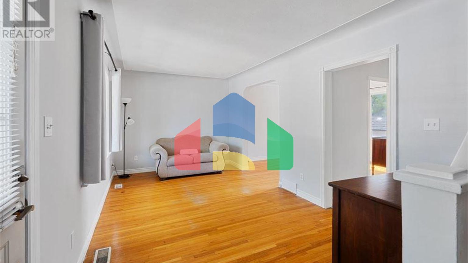 Residential - Single Family Home - Windsor, Canada - Canada