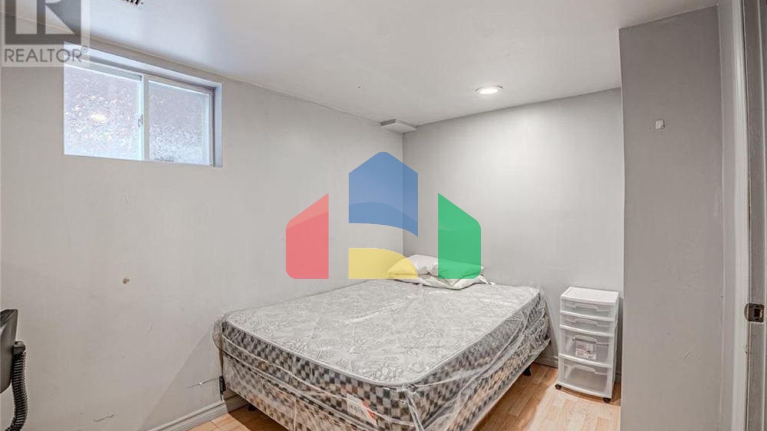 Residential - Single Family Home - Windsor, Canada - Canada