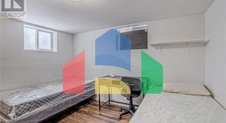 Residential - Single Family Home - Windsor, Canada - Canada