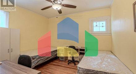 Residential - Single Family Home - Windsor, Canada - Canada