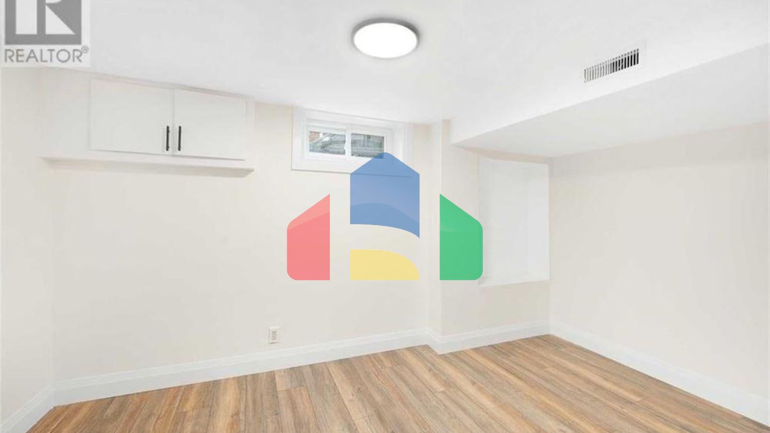 Residential - Single Family Home - Windsor, Canada - Canada