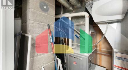 Residential - Single Family Home - Windsor, Canada - Canada