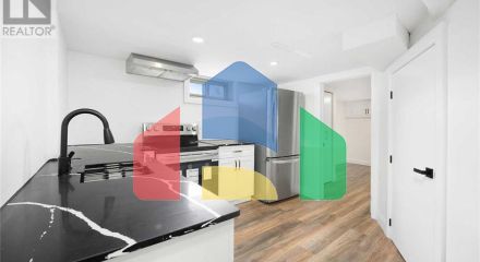 Residential - Single Family Home - Windsor, Canada - Canada