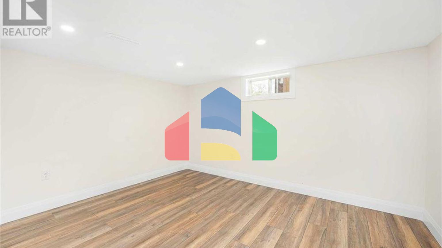 Residential - Single Family Home - Windsor, Canada - Canada