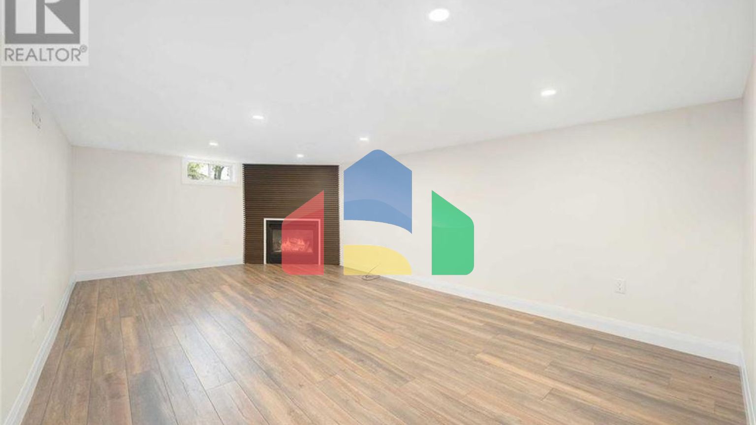 Residential - Single Family Home - Windsor, Canada - Canada