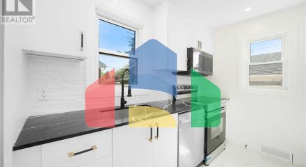 Residential - Single Family Home - Windsor, Canada - Canada