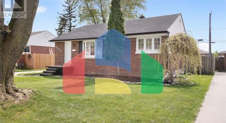 Residential - Single Family Home - Windsor, Canada - Canada