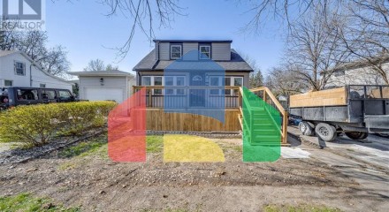 Residential - Single Family Home - Windsor, Canada - Canada