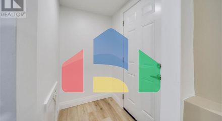 Residential - Single Family Home - Windsor, Canada - Canada