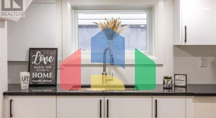 Residential - Single Family Home - Windsor, Canada - Canada