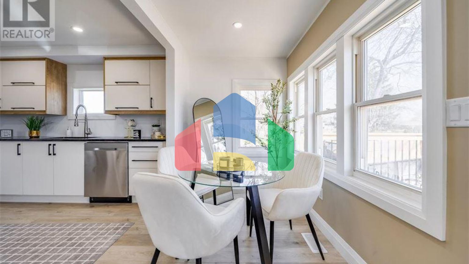 Residential - Single Family Home - Windsor, Canada - Canada