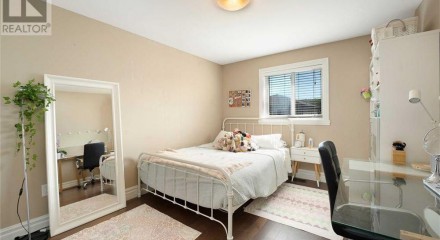 Residential - Single Family Home - Windsor, Canada - Canada
