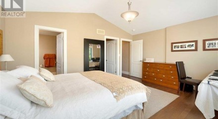 Residential - Single Family Home - Windsor, Canada - Canada