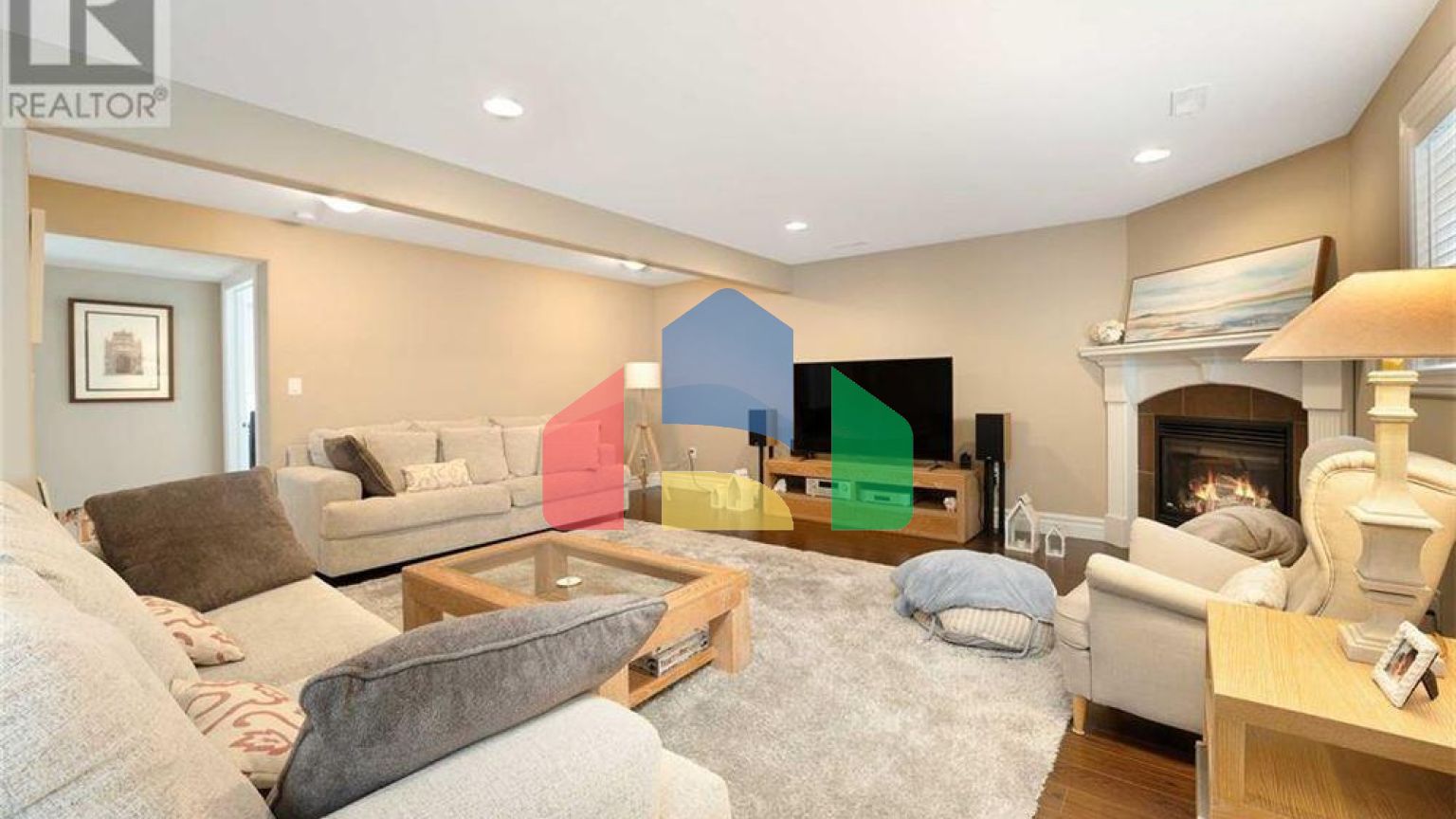 Residential - Single Family Home - Windsor, Canada - Canada