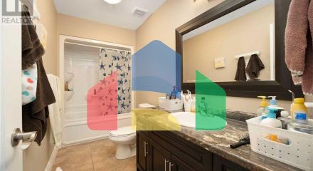 Residential - Single Family Home - Windsor, Canada - Canada