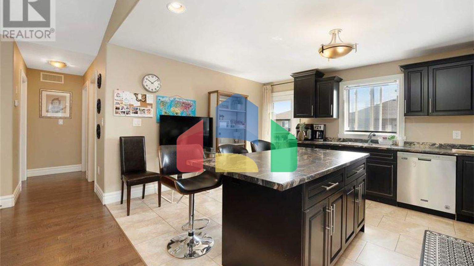 Residential - Single Family Home - Windsor, Canada - Canada