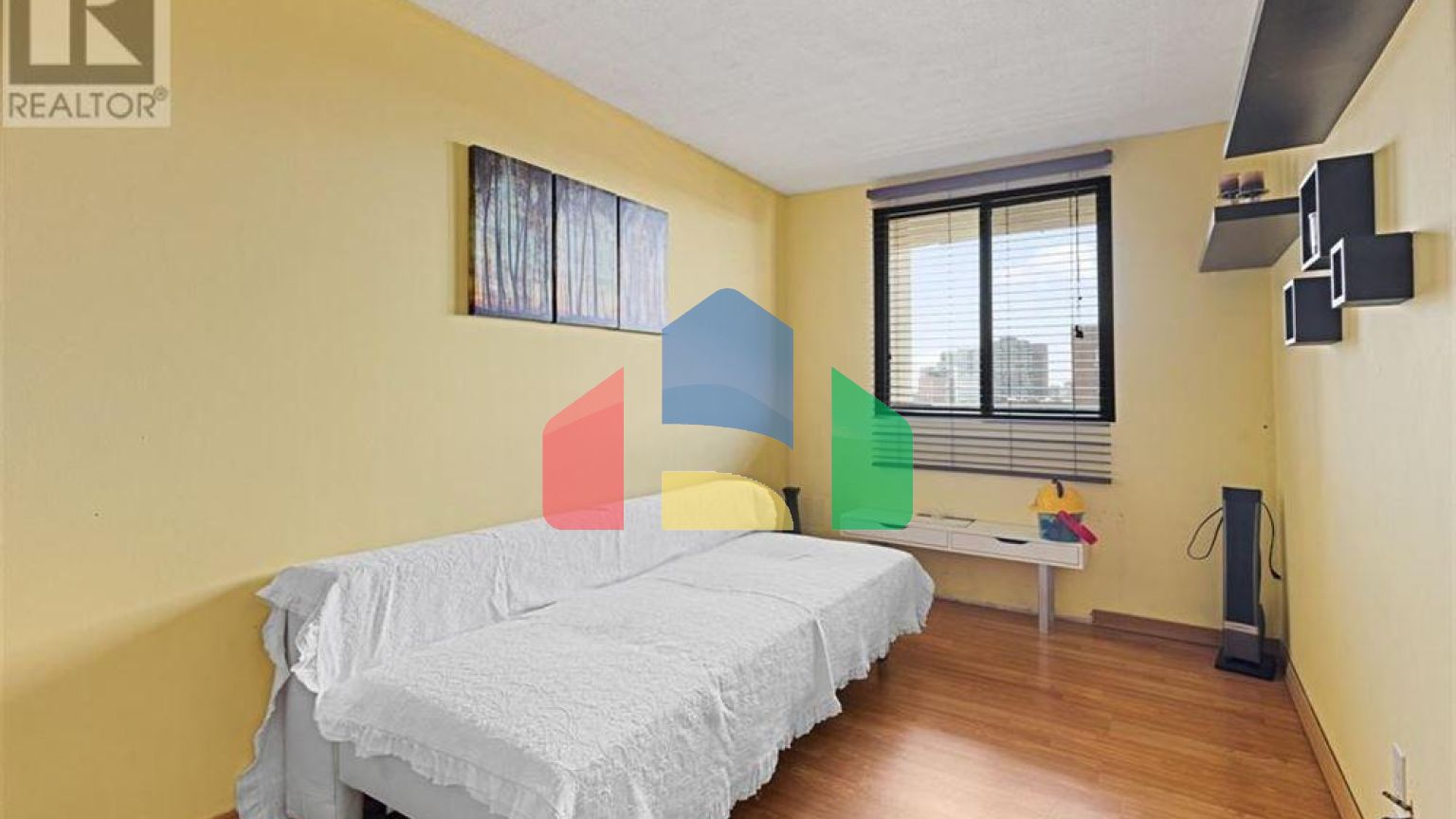 Residential - Condo/Apartment - Windsor, Canada - Canada