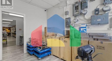 Commercial - Commercial/Retail - Windsor, Canada - Canada