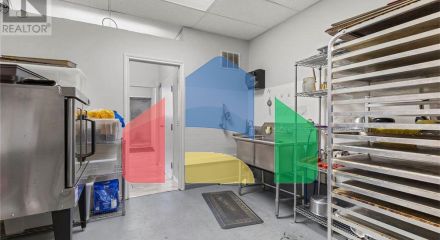 Commercial - Commercial/Retail - Windsor, Canada - Canada