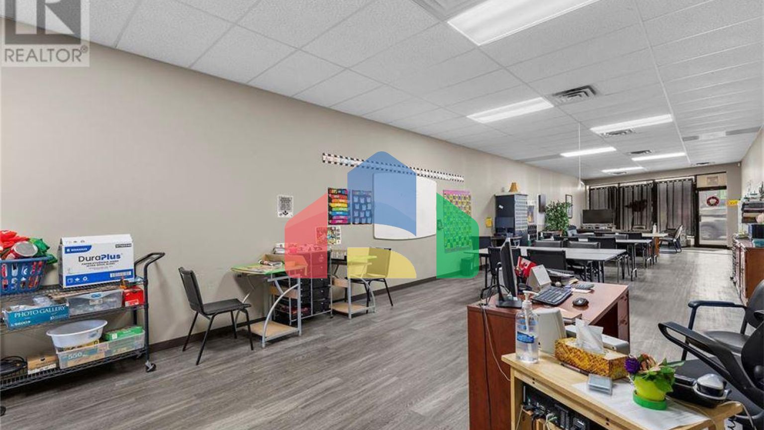 Commercial - Commercial/Retail - Windsor, Canada - Canada