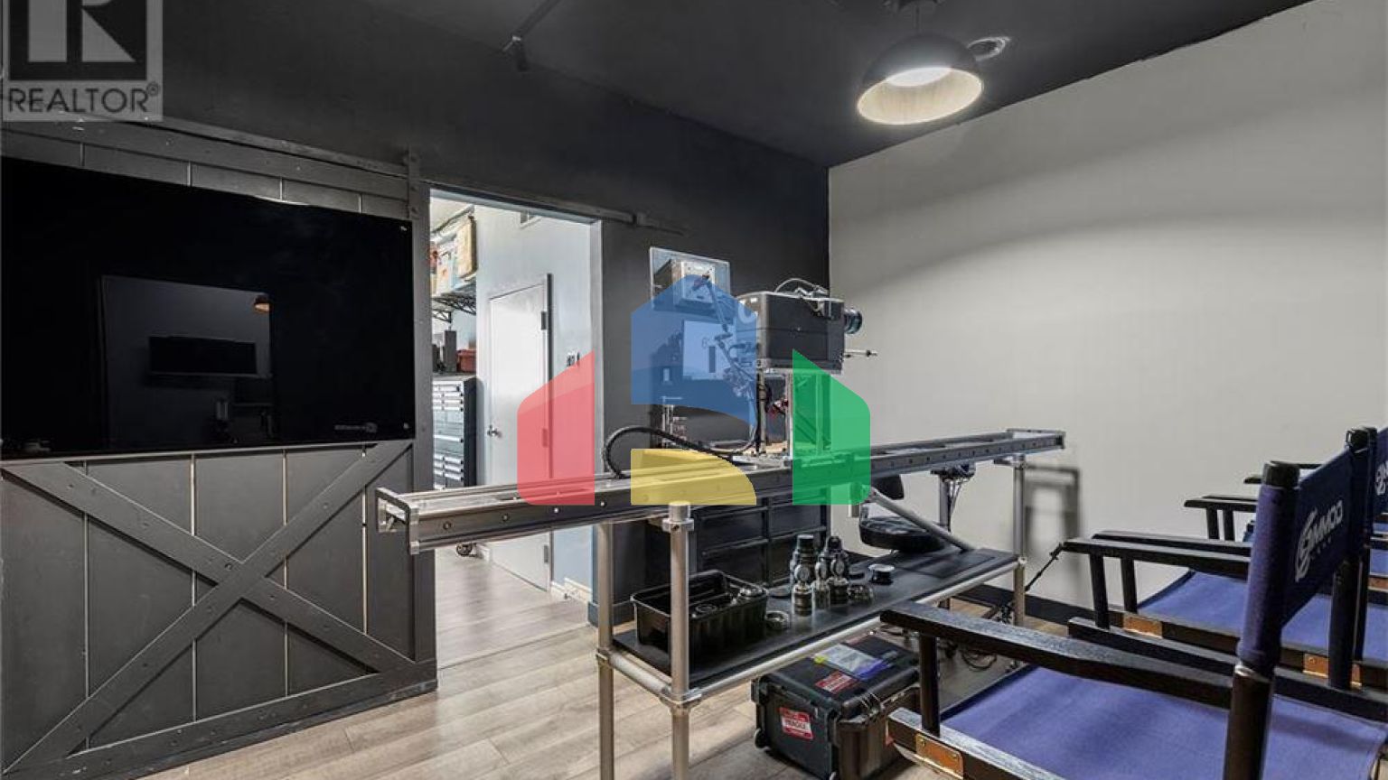 Commercial - Commercial/Retail - Windsor, Canada - Canada