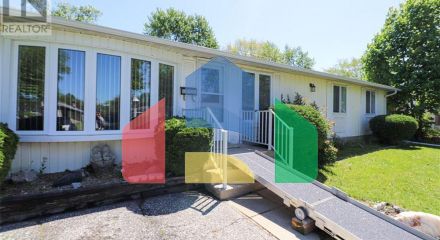 Residential - Single Family Home - Windsor, Canada - Canada